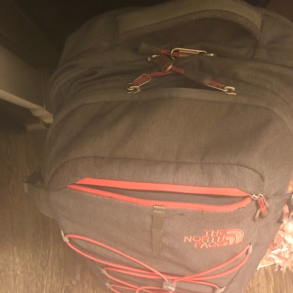 Gently used north face borealis bookbag - Picture 2 of 5